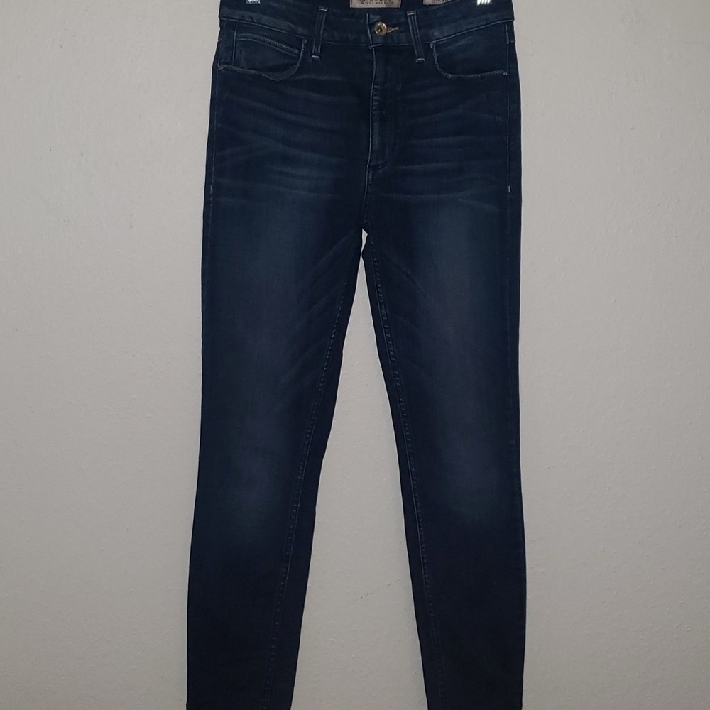 GUESS TAILERED HIGH RISE JEAN - Picture 3 of 9
